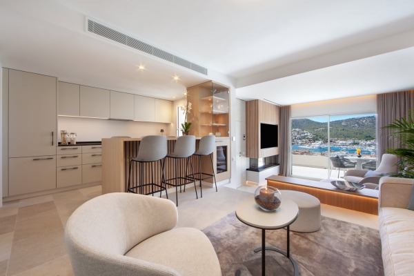 Modernisiertes Reihenhaus mit herrlichem Blick auf den Hafen von Port Andratx Bild 4
