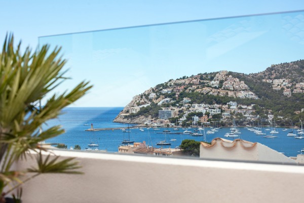 Modernisiertes Reihenhaus mit herrlichem Blick auf den Hafen von Port Andratx Bild 9