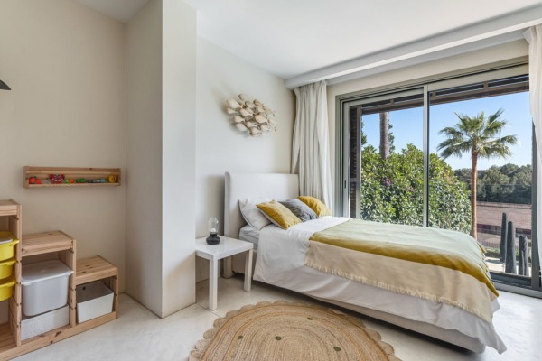 Moderne, möblierte Wohnung in einer kleinen Anlage in Cala Mayor Bild 6