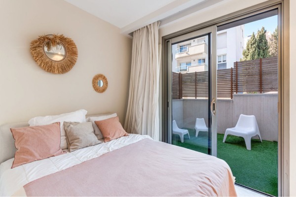 Moderne, möblierte Wohnung in einer kleinen Anlage in Cala Mayor Bild 7