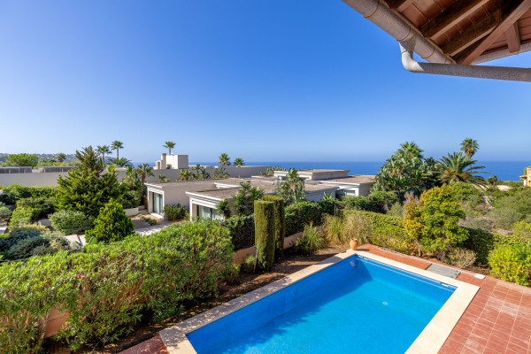 Mediterrane Villa mit Meerblick nahe des Golfplatzes Maioris Bild 4
