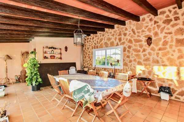 Großzügige Villa mit Meerblick, Poolhaus und Ferienvermietungslizenz Bild 11