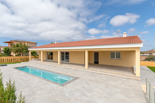 Moderne Neubauvilla mit Pool in Sa Rapita Bild 2