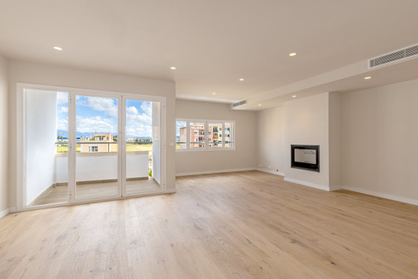 Umfassend modernisiertes Apartment in begehrter Lage von El Molinar/ Portixol Bild 3