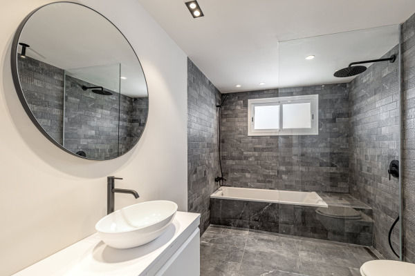 Umfassend modernisiertes Apartment in begehrter Lage von El Molinar/ Portixol Bild 8