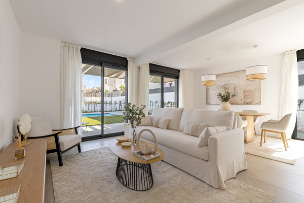 Neubau Doppelhaushälften mit privatem Pool und Teilmeerblick Bild 5