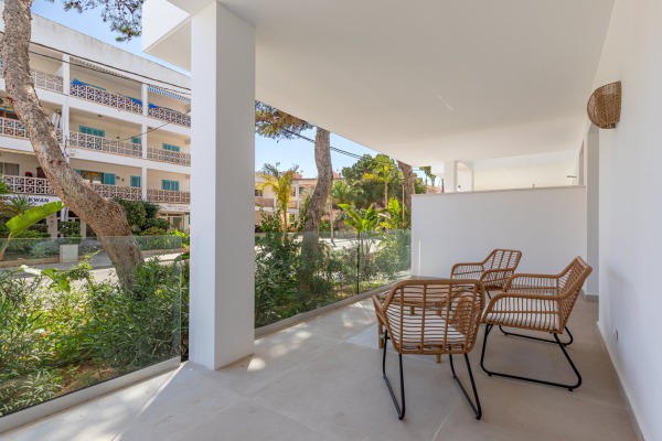 Neuwertiges Apartment mit privatem Pool zur Langzeitmiete Bild 12
