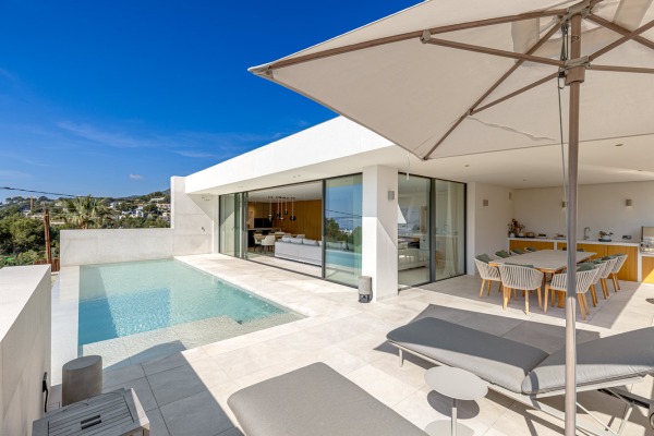 Moderne, außergewöhnliche Luxusvilla mit Meerblick in Portals Nous Bild 2