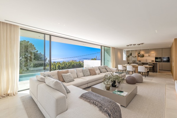 Moderne, außergewöhnliche Luxusvilla mit Meerblick in Portals Nous Bild 4