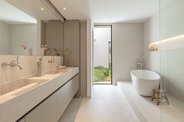 Moderne, außergewöhnliche Luxusvilla mit Meerblick in Portals Nous Bild 8