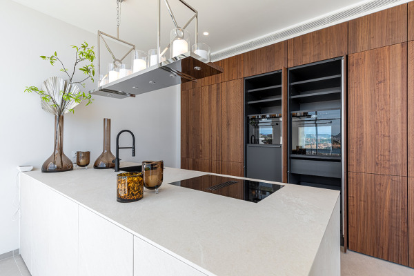 Exklusive Luxusvilla in 1. Meereslinie oberhalb Port Adriano Bild 6