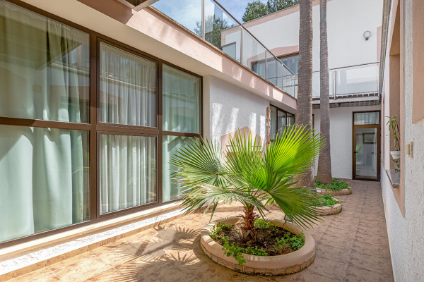 Außergewöhnliche Villa mit wunderschönem Panoramablick in Santa Ponsa Bild 11