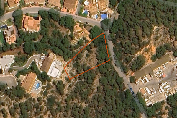 Meerblick-Baugrundstück mit Projekt für eine moderne Villa in Port Andratx Bild 2