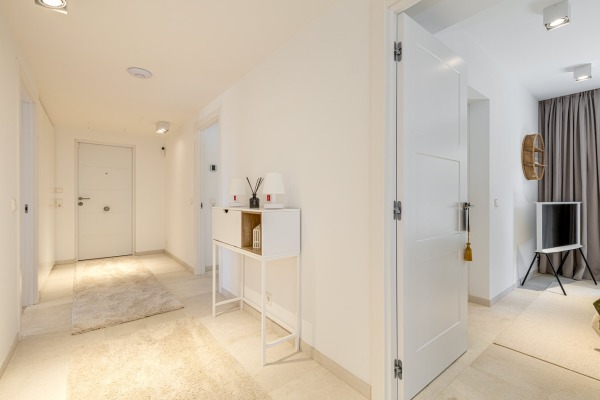 Hochwertig sanierte Villa in 2. Meereslinie von Sa Torre Bild 8