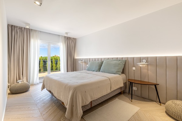 Hochwertig sanierte Villa in 2. Meereslinie von Sa Torre Bild 9