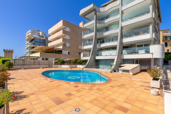Luxuriöses Apartment mit spektakulärem Blick über den Hafen von Palma Bild 2