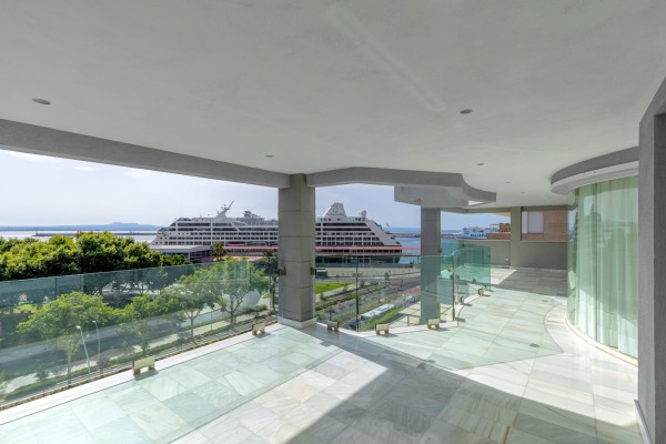 Luxuriöses Apartment mit spektakulärem Blick über den Hafen von Palma Bild 3