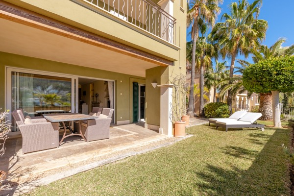 Mediterranes Apartment mit privatem Garten in luxuriöser Wohnanlage Bild 6