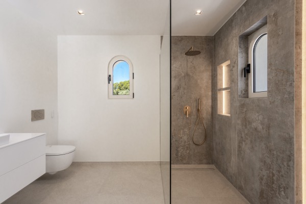Modern sanierte Villa an den Golfplätzen von Santa Ponsa Bild 9