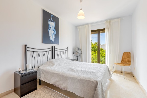 Helle Etagenwohnung mit Hafenblick in attraktiver Ecklage in Portixol Bild 10