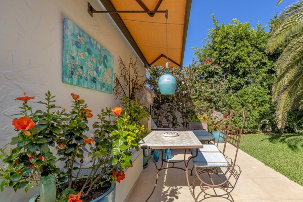 Exklusives Haus mit liebevoll angelegtem Garten und viel Privatsphäre Bild 5