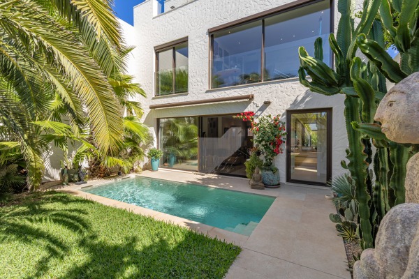 Exklusives Haus mit liebevoll angelegtem Garten und viel Privatsphäre Bild 6