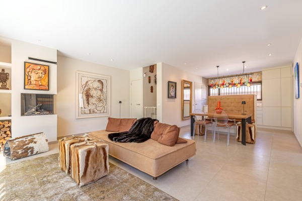 Exklusives Haus mit liebevoll angelegtem Garten und viel Privatsphäre Bild 8