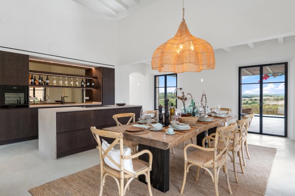 Luxuriöses Neubau-Landhaus mit Weinanbau und Gästeapartment in Montuiri Bild 3