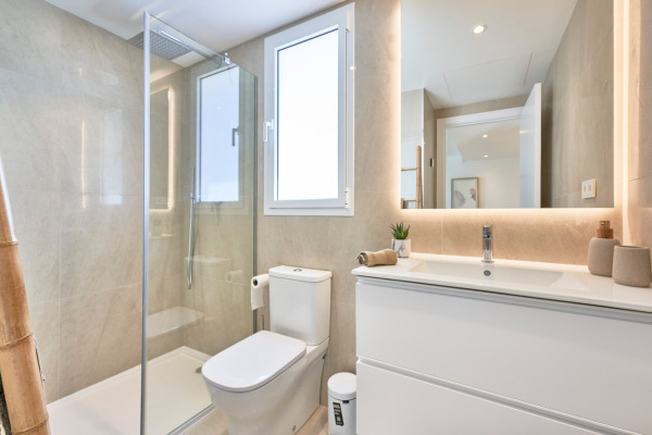 Modernes Apartment in einer Neubau-Wohnanlage im Südosten Mallorcas Bild 11