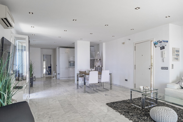 Modernes Penthouse mit herrlichem Blick auf das Meer in Cala Pi Bild 5