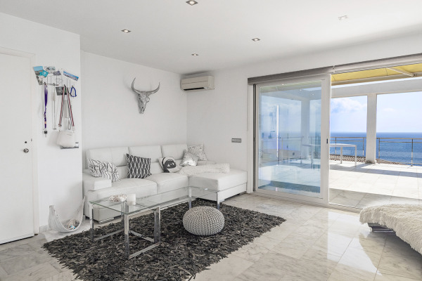 Modernes Penthouse mit herrlichem Blick auf das Meer in Cala Pi Bild 6