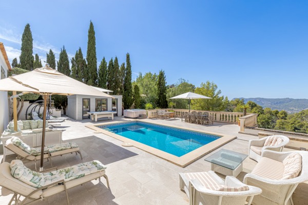 Mediterrane Villa mit herrlichem Panoramablick und viel Privatsphäre Bild 2