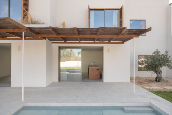 Moderne Neubau Villa mit Blick in die Bucht von Palma Bild 7