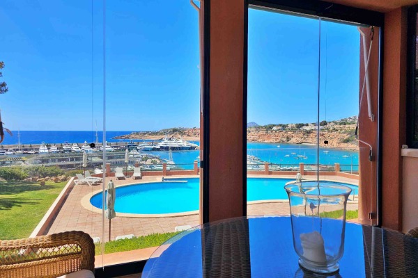 Apartment mit Meerblick in privilegierter Lage direkt am Yachthafen Port Adriano Bild 7