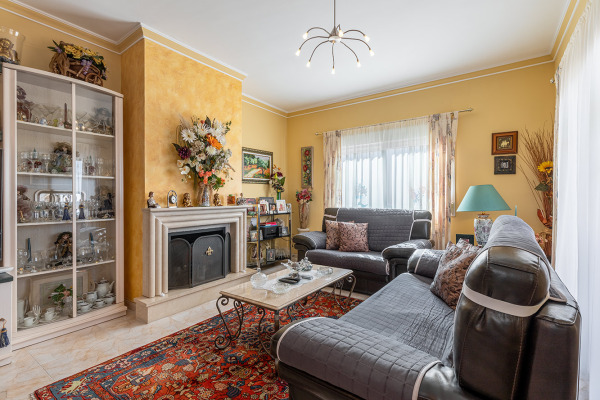 Mediterrane Villa mit viel Potential und Blick in die Bucht von Palma Bild 8