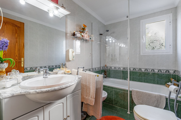 Mediterrane Villa mit viel Potential und Blick in die Bucht von Palma Bild 12