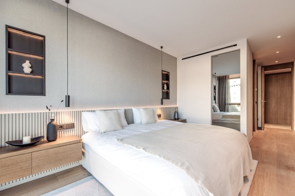Designer Luxuswohnung direkt an der Promenade in 1. Meereslinie von Portixol Bild 7