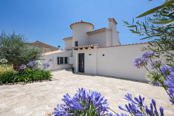 Exklusive, mediterrane Villa mit Meerblick in begehrter Lage von Port Andratx Bild 3
