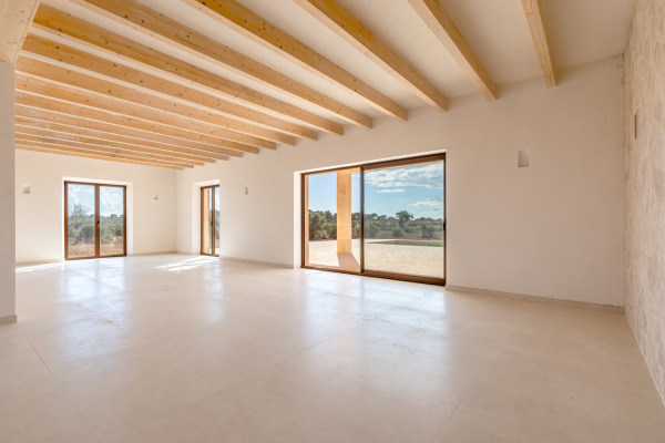 Neugebaute Naturstein-Finca mit Pool bei Ses Salines Bild 6