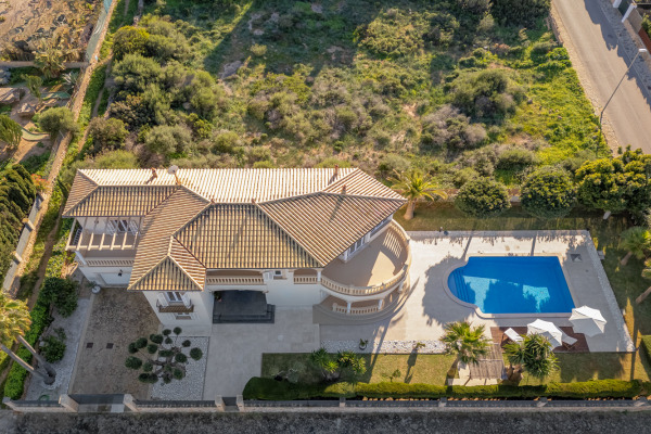 Mediterrane Villa mit Blick auf das Meer in Sa Torre Bild 2
