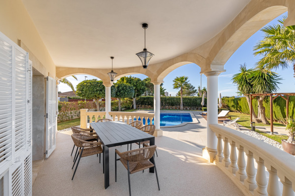 Mediterrane Villa mit Blick auf das Meer in Sa Torre Bild 4