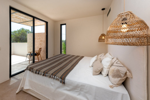 Luxuriöse Neubauvilla mit Pool in Cap des Moro im Naturpark Mondragó Bild 8