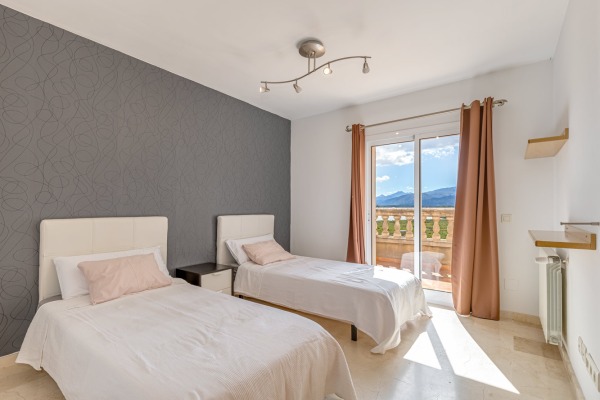 Mediterrane Villa mit Ferienvermietlizenz nah am Strand in Alcudia Bild 9