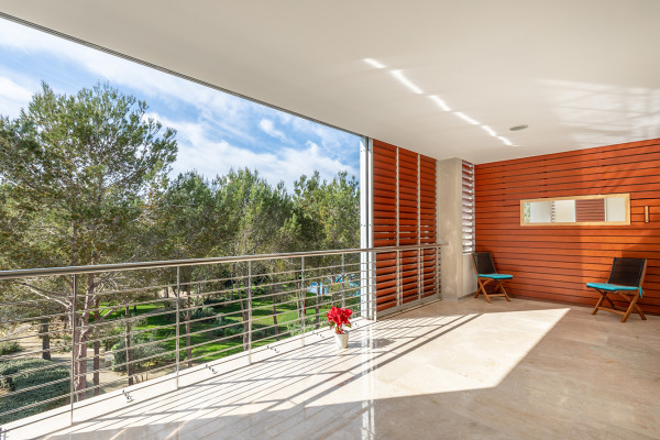 Modern ausgestattetes Penthouse in neuer Anlage in Bendinat Bild 4