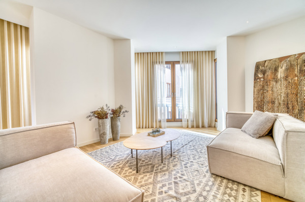 Modernes Apartment in einem komplett renovierten, historischen Gebäude Bild 3